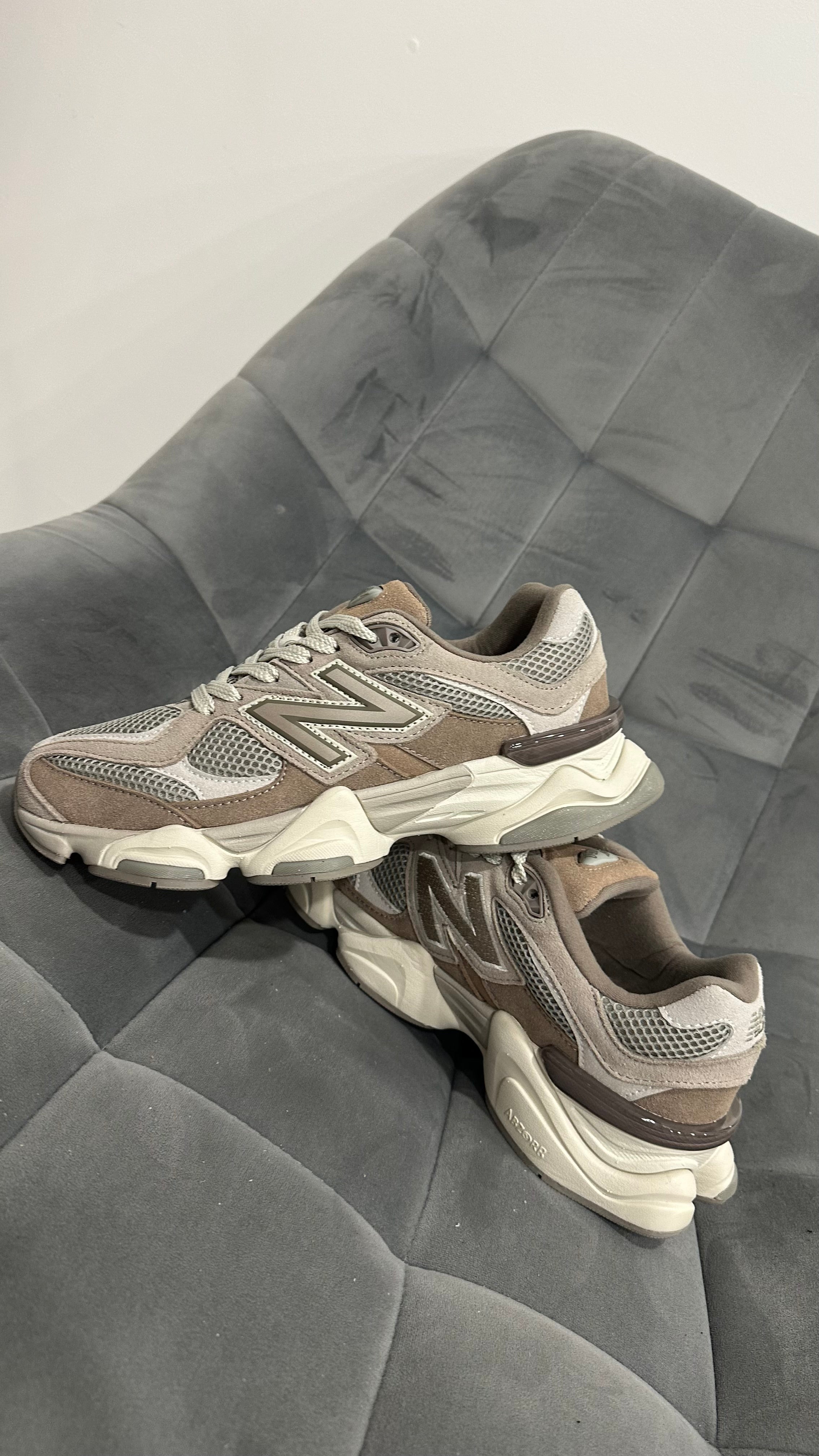 New Balance 9060 Arid Stone