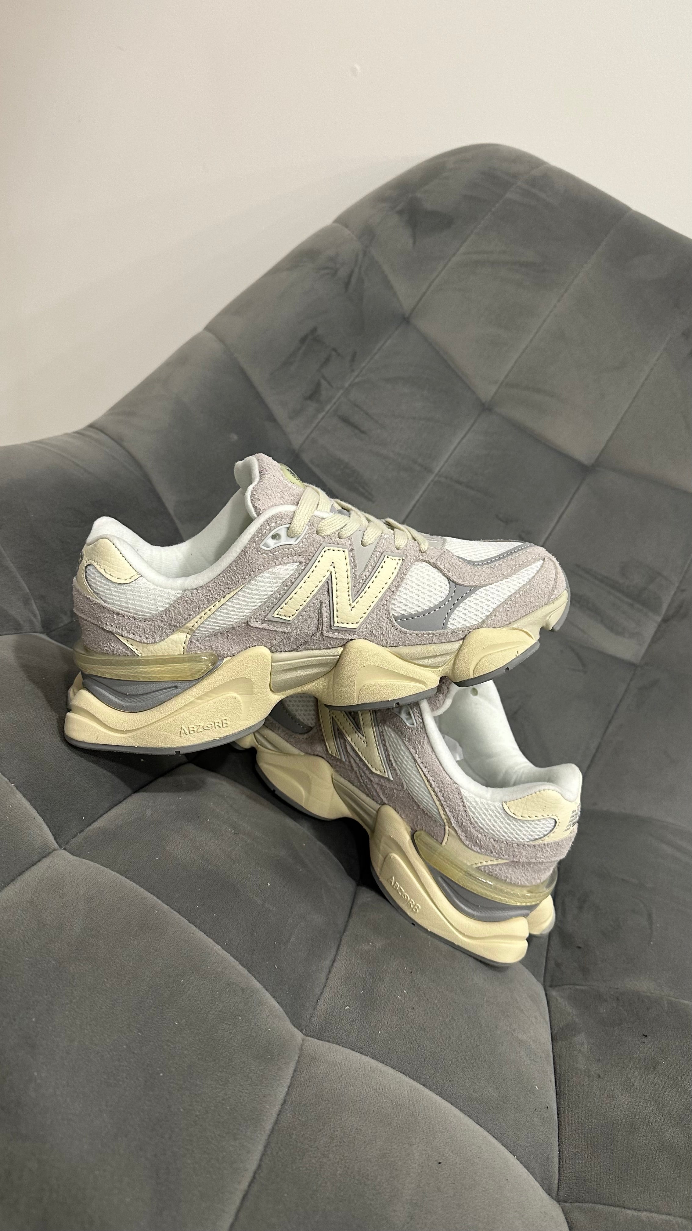 New Balance 9060 Sea Salt